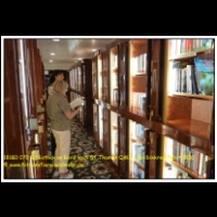18103 070 Bibliothek an Bord nach St. Thomas QM2 - Karibikkreuzfahrt 2010.jpg